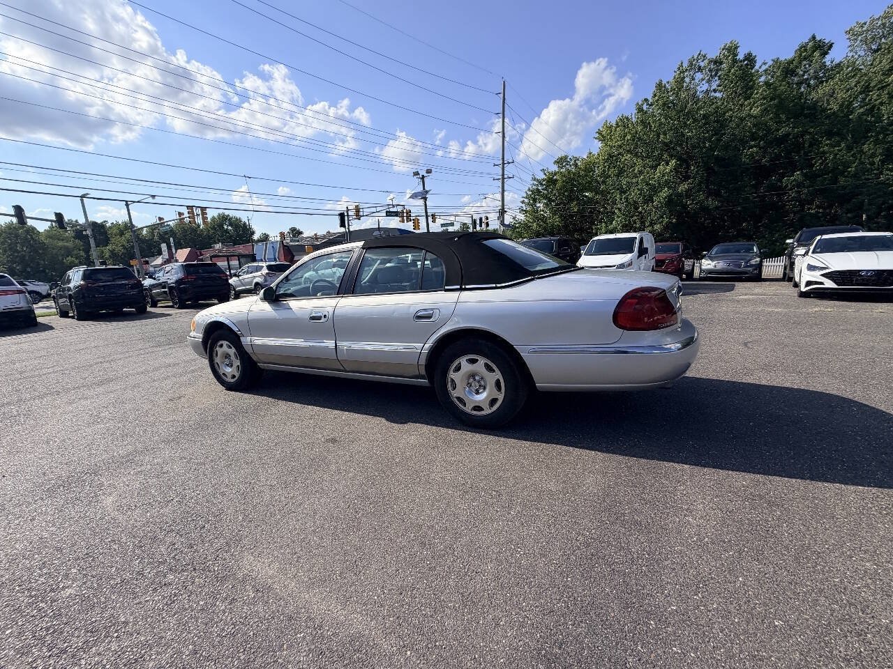 Used 1998 Lincoln Continental FWD image 28