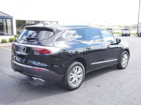 Used 2024 Buick Enclave Essence w/ Experience Buick Package AWD/4WD image 7