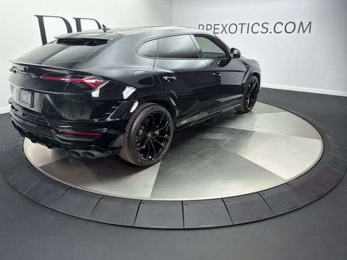 Used 2024 Lamborghini Urus S AWD/4WD image 9
