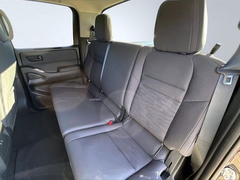 Used 2024 Nissan Frontier S image 26