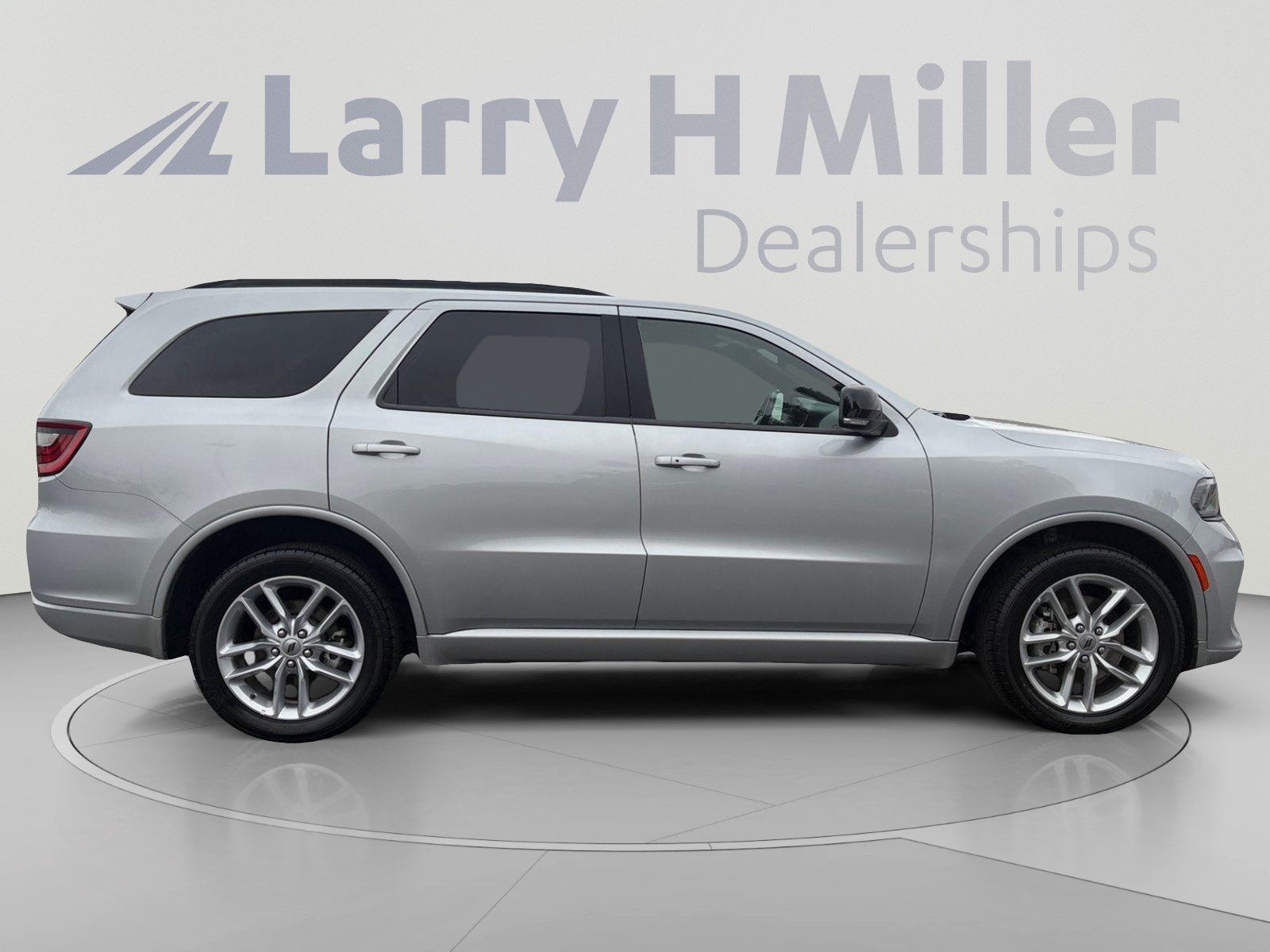 Used 2024 Dodge Durango GT AWD/4WD image 6
