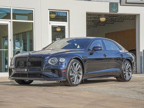 New 2026 Bentley Flying Spur Plug-In Hybrid image 15