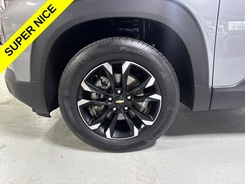 Used 2023 Chevrolet TrailBlazer LT w/ Convenience Package AWD/4WD image 9