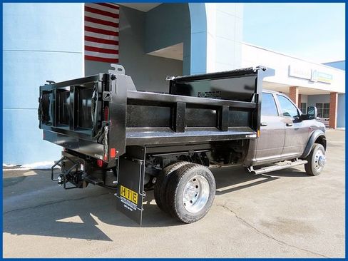 New 2026 RAM 5500 Tradesman AWD/4WD image 17