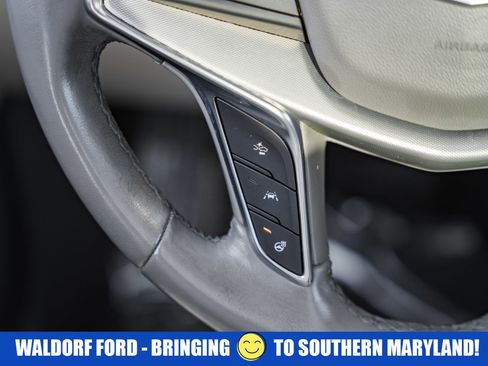 Used 2022 Cadillac XT5 Premium Luxury image 35