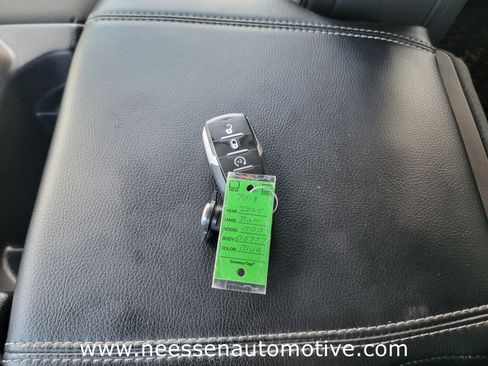Used 2025 RAM 1500 Classic Warlock AWD/4WD image 26