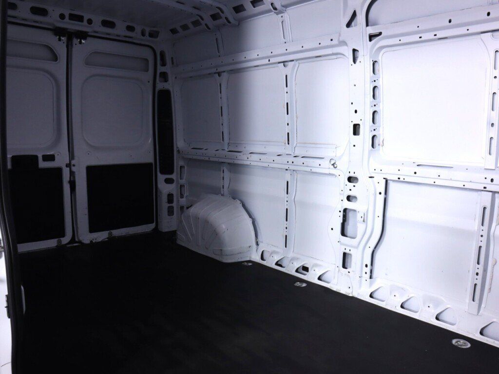 Used 2023 RAM ProMaster 2500 FWD image 32