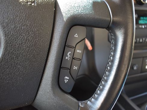 Used 2022 Chevrolet Express 3500 Extended w/ Driver Convenience Package RWD image 22
