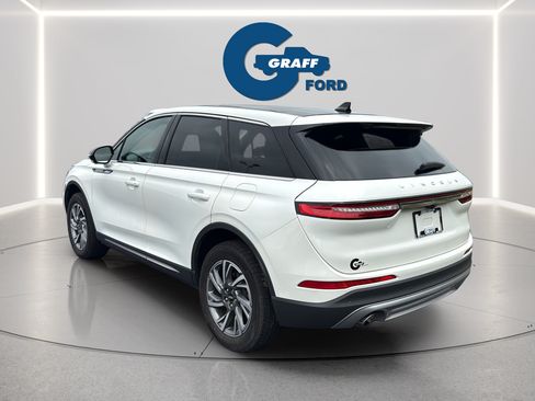 Used 2023 Lincoln Corsair AWD w/ Equipment Group 101A image 10