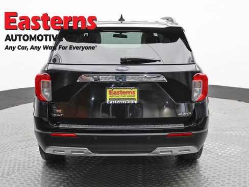 Used 2021 Ford Explorer XLT w/ Equipment Group 202A AWD/4WD image 6
