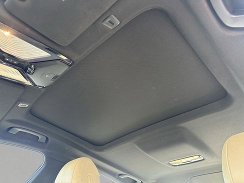 Used 2019 BMW 530i w/ Premium Package image 24