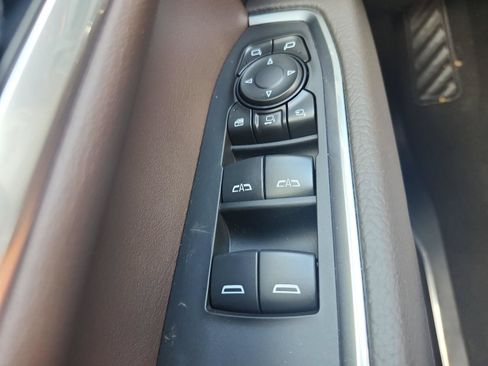 New 2026 GMC Sierra 2500 Denali w/ Denali Reserve Package AWD/4WD image 19