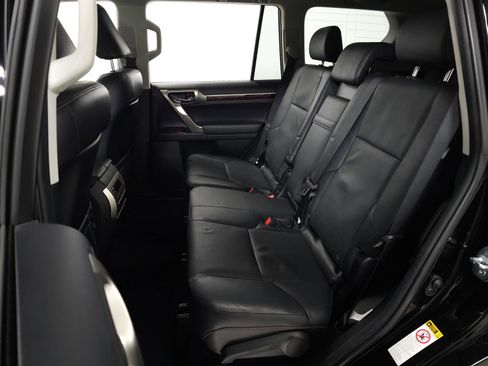 Used 2018 Lexus GX 460 Premium w/ Premium Package image 28