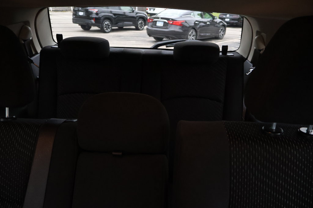 Used 2018 Dodge Journey SXT FWD image 30