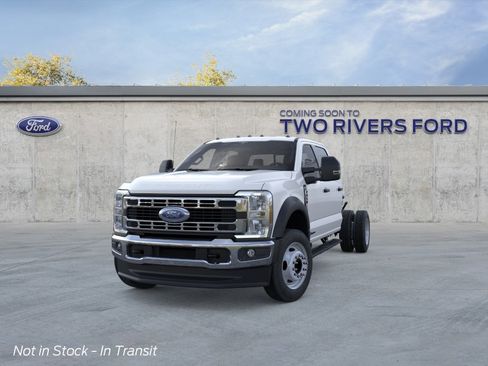 New 2026 Ford F450 4x4 Crew Cab Super Duty image 2