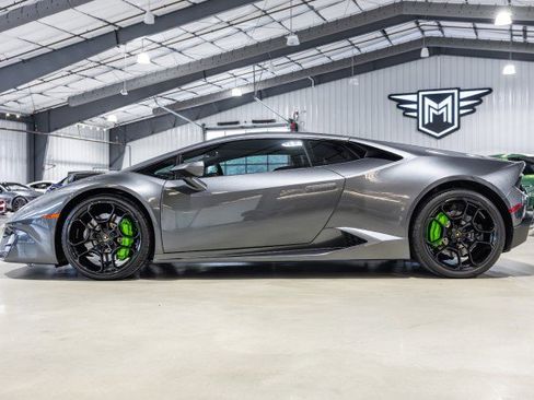 Used 2017 Lamborghini Huracan LP 580-2 image 3
