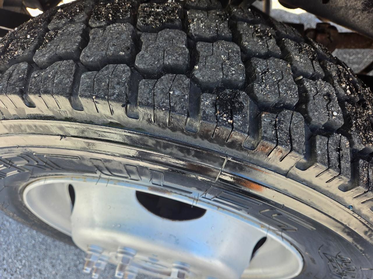 Used 2000 Ford F450 4x4 Regular Cab Super Duty image 23