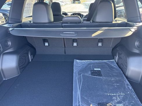 New 2025 Subaru Forester Limited image 10