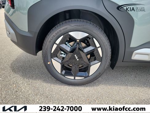 New 2027 Kia Seltos S FWD image 9