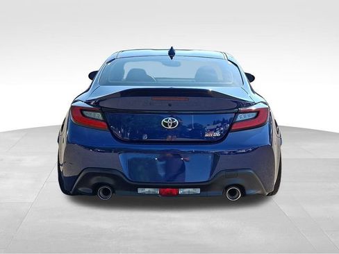 Used 2025 Toyota GR86 Premium RWD image 6