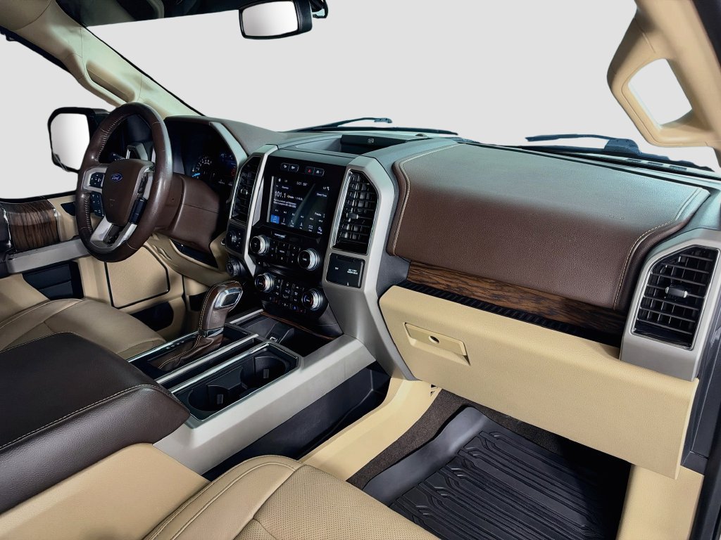 Used 2018 Ford F150 Lariat w/ Equipment Group 502A Luxury AWD/4WD image 31