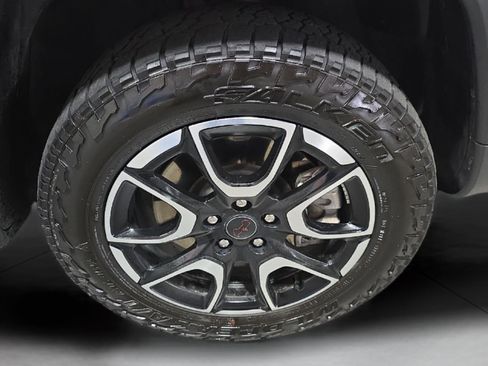 Used 2025 Jeep Compass Trailhawk AWD/4WD image 24