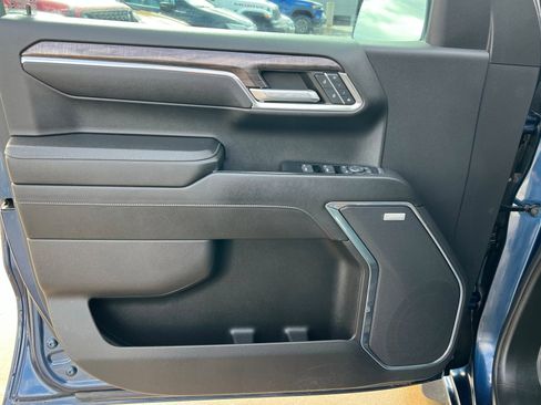 Certified 2023 Chevrolet Silverado 1500 LTZ w/ Technology Package image 15