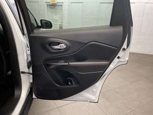 Certified 2021 Jeep Cherokee Trailhawk w/ Comfort/Convenience Group image 29