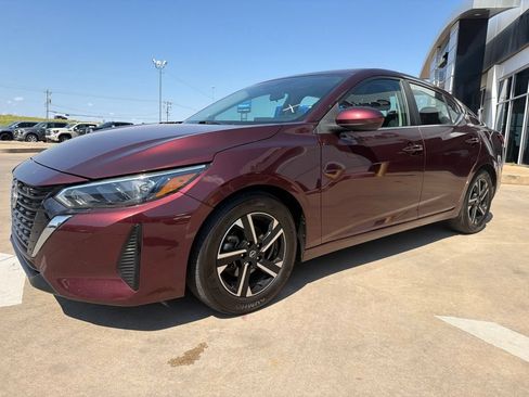 Used 2024 Nissan Sentra SV FWD image 7