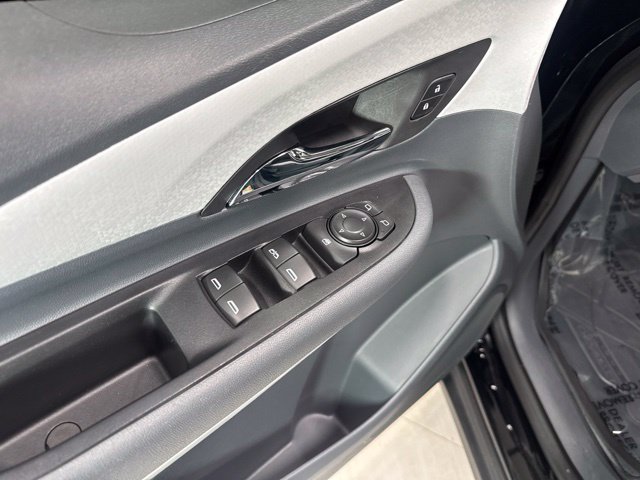 Used 2020 Chevrolet Bolt LT FWD image 10