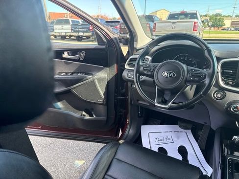 Used 2017 Kia Sorento SX AWD/4WD image 18