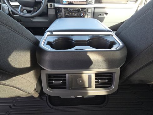 Used 2026 Ford F350 XLT w/ XLT Premium Package image 31