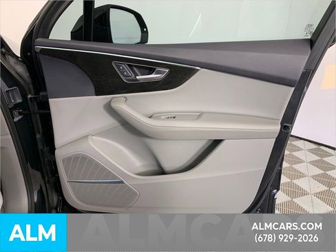 Used 2024 Audi Q7 2.0T Premium Plus image 35