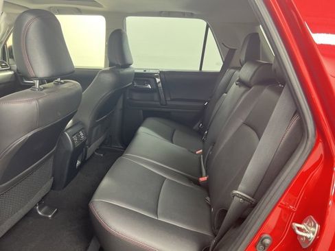 Used 2024 Toyota 4Runner TRD Off-Road Premium image 11