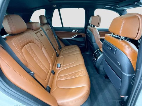 Certified 2022 BMW X5 M50i w/ Executive Package AWD/4WD image 21