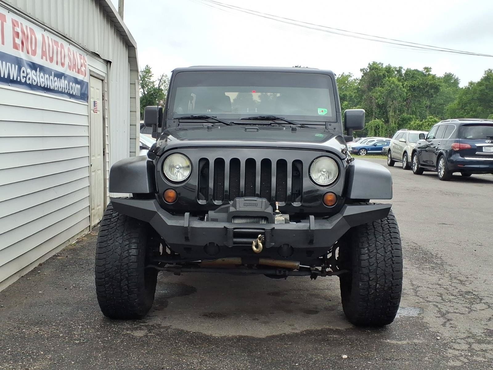 Used 2013 Jeep Wrangler Unlimited Sport AWD/4WD image 2