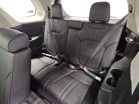 New 2026 Honda Pilot Touring image 33