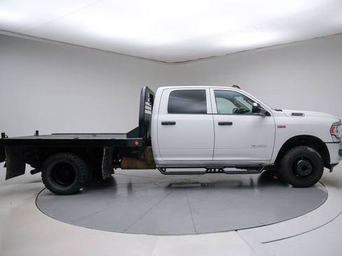 Used 2020 RAM 3500 Tradesman w/ Chrome Appearance Group AWD/4WD image 8