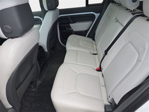 Used 2025 Land Rover Defender 110 S image 16