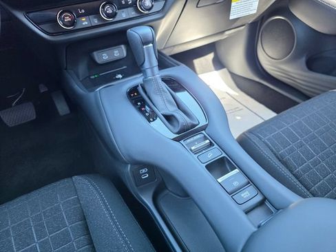 New 2027 Honda HR-V LX image 15