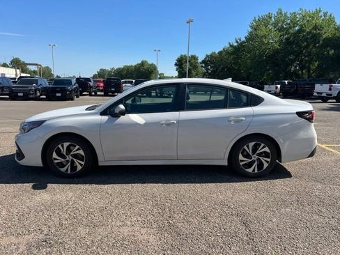 Used 2025 Subaru Legacy Premium AWD/4WD image 5