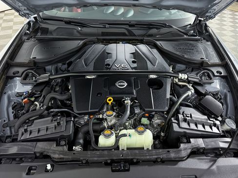 Certified 2024 Nissan Z Performance w/ Floor Mat Package image 38