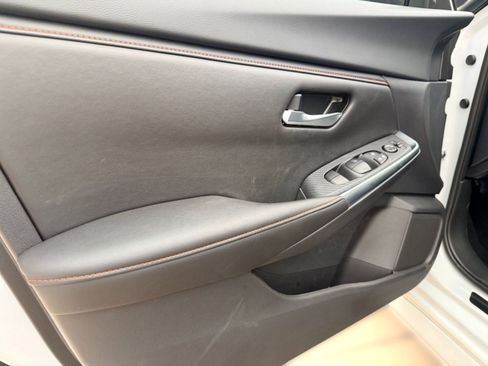 New 2025 Nissan Sentra SR image 11