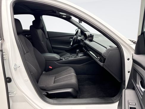 Used 2023 Honda Accord Sport image 17