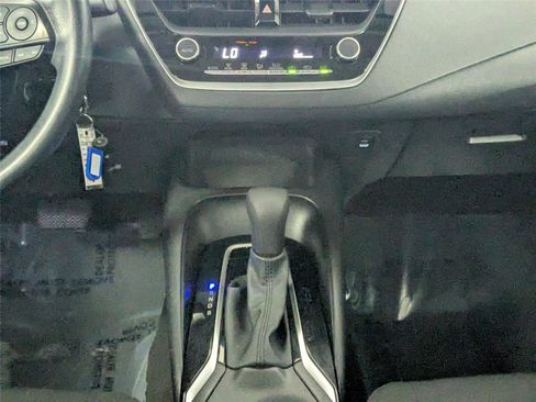 Used 2023 Toyota Corolla LE image 33