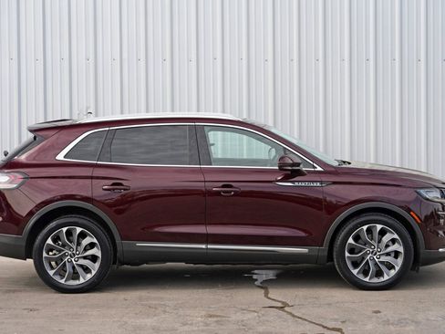 Used 2022 Lincoln Nautilus Reserve image 50