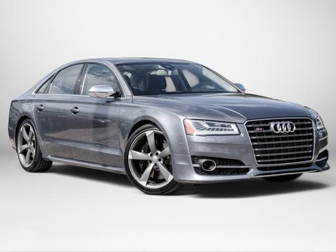 Used 2016 Audi S8 w/ Driver Assistance Package AWD/4WD image 4