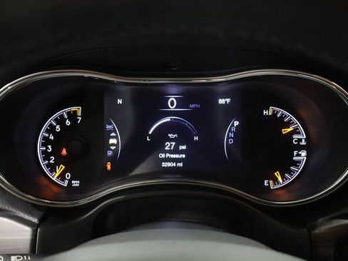 Certified 2022 Jeep Grand Cherokee Laredo X AWD/4WD image 44