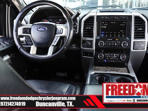 Used 2019 Ford F250 Lariat w/ Lariat Ultimate Package AWD/4WD image 17