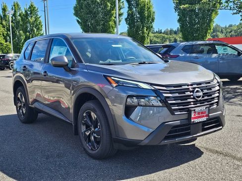 New 2026 Nissan Rogue SV AWD/4WD image 3